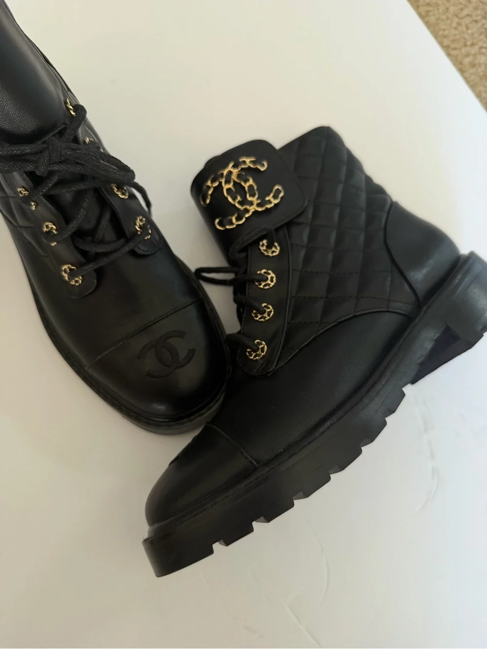 New CHANEL Black Quilted Leather Lace-Up Ankle Boots with Gold CC Chain y2k 90s
